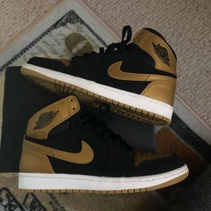 Jordan 1 Retro Melo PE